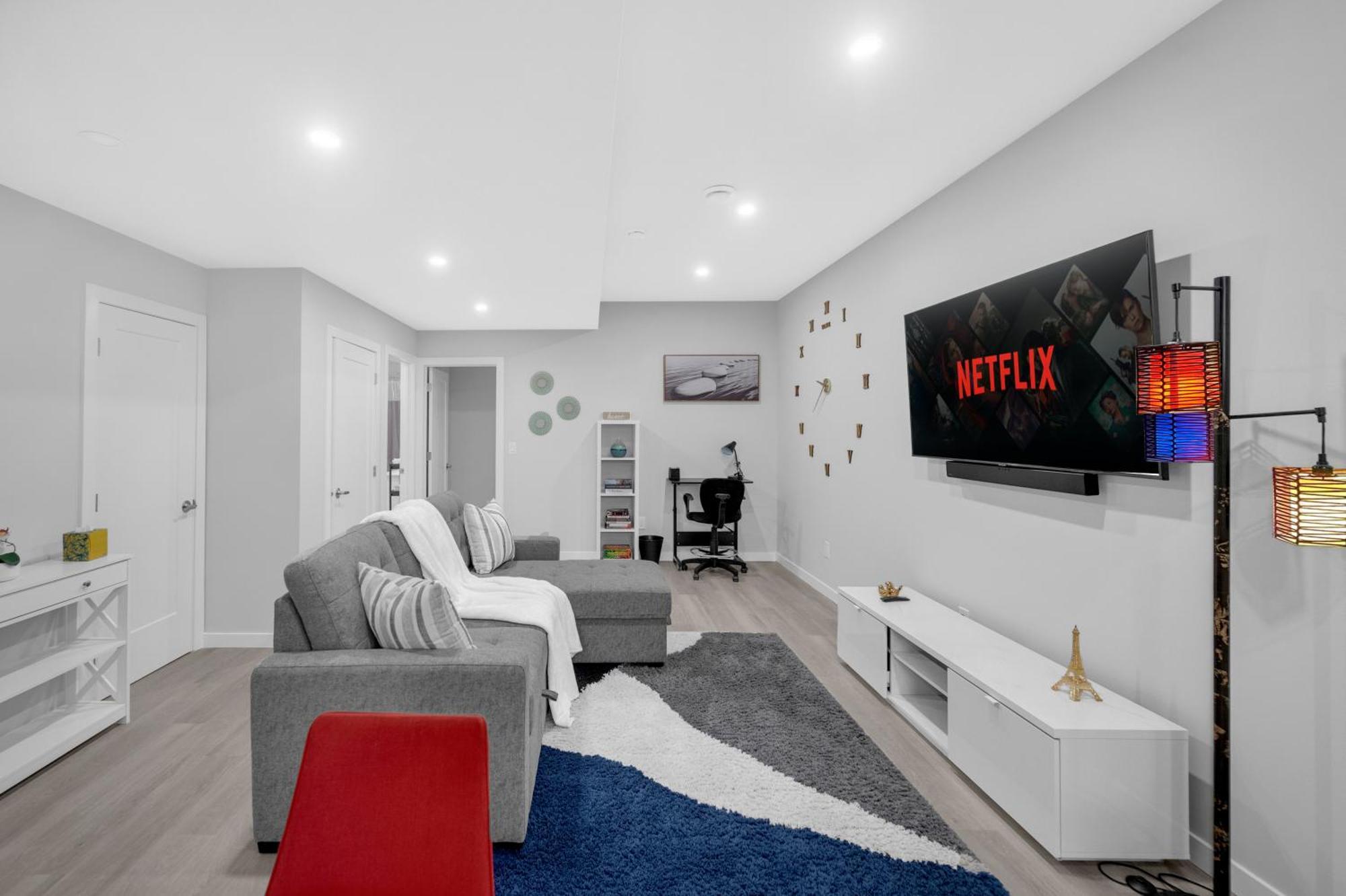 Modern & Spacious Guest *